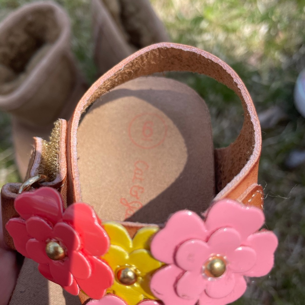 Sandals - Picture 2 of 2